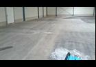 images/Objekt-Halle-Boden-Einfaerben-Teer-Beton.jpg